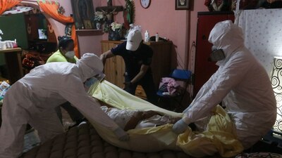 Los coágulos que se forman en las venas y arterias principales podrían ser los responsables de las muertes por COVID