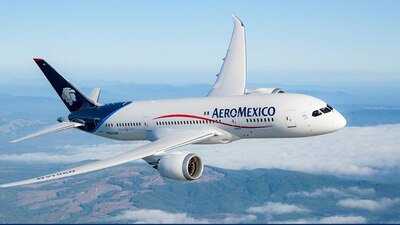 Aeroméxico dijo que por errores en la comunicación, retrasó un vuelo en el que viajaba una integrante de la 4T
