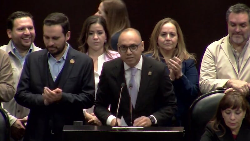 Diputado del PAN lanza reto a morenistas y les dice “ching... a su madre”