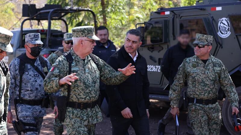 Harfuch y Trevilla visitan Sinaloa para supervisar labores de seguridad en la entidad