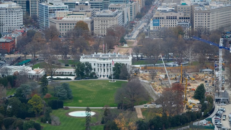 Trump manda a construir salón de fiestas en la Casa Blanca por “razones de seguridad nacional”