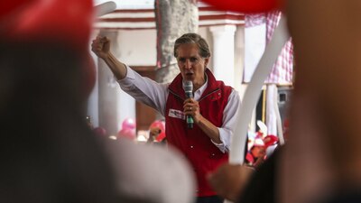 El colectivo 'Ahora' denunció que OHL también financia la campaña de Alfredo Del Mazo