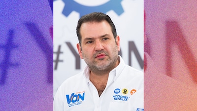 Es señalado por su probable participación en el uso ilegal de atribuciones y facultades