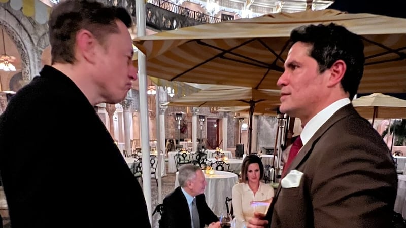 “Vientos de libertad”:  Eduardo Verástegui y Elon Musk sorprenden con reunión