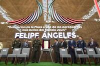 Develan placa que reconoce al AIFA como uno de los 6 mejores aeropuertos del mundo
