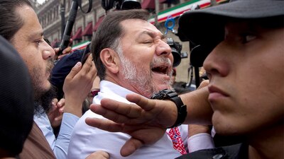 Gerardo Fernández Noroña se molestó porque no lo dejaron entrar a Palacio Nacional