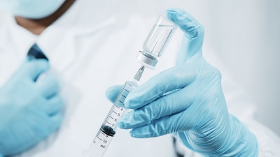 El en el estudio se espera que la vacuna pueda educar a las células B, para producir anticuerpos