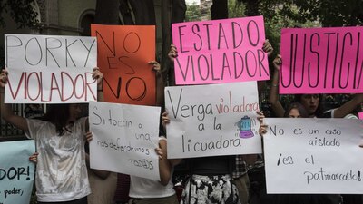 En diferentes momentos del caso, personas protestaron por la falta de justicia para Daphne