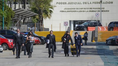 Abogado de Lozoya señala que ambas partes se encuentran en pláticas para llegar a un acuerdo reparatorio.