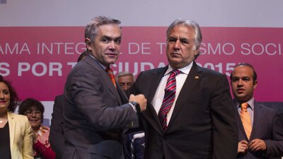 El jefe de gobierno solicitó la renuncia de su titular de Turismo