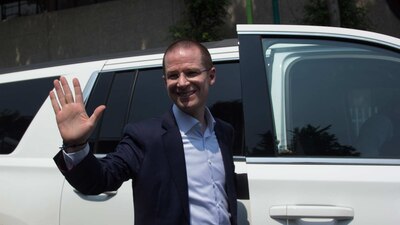 Ricardo Anaya acudió a la PGR para entregar un escrito y solicitar una aclaración por la acusación de lavado de dinero