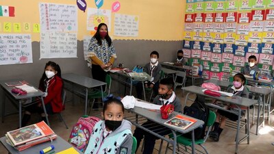 El programa ofrecía alimentos y horas extras de aprendizaje a los alumnos