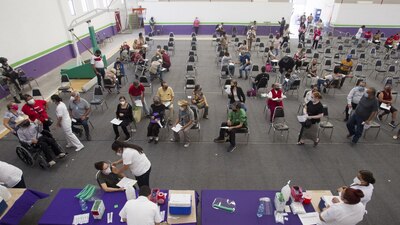 "Son los servidores de la nación quienes complican todo", dijo 'el Bronco'