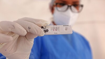 Pese al aumento de contagios, la capital se mantiene en semáforo epidemiológico verde