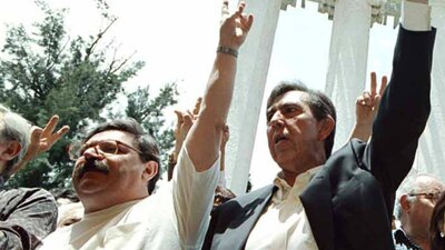 Taibo II con Cuauhtémoc Cárdenas en mayo del 2000