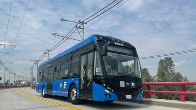 La ruta del trolebús elevado fue inaugurado en etapa de pruebas