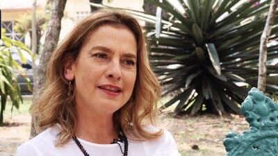 Asegura que no tiene intereses políticos ni busca un puesto como funcionaria pública