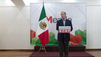 Meade Kuribreña aseguró que los contratos de la obra no tienen porque ser sometidos a una revisión