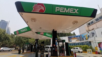 La ley contempla que el Gobierno podrá tomar a través de Pemex las instalaciones de las empresas cuyos permisos sean suspendidos