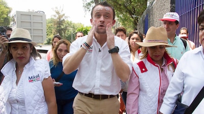 Mikel Arriola lanzó un par de frases que se consideran micromachismos