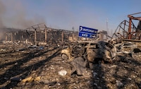 Ataque de dron ruso contra un almacén en Kiev deja 37 muertos