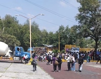 Alumno muere tras ataque con navaja en el CCH sur; agresor se lanza desde un segundo piso