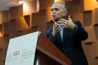 PAN denuncia a Alfonso Romo y a Vector Casa de Bolsa ante la FGR por lavado de dinero