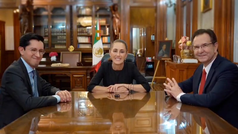 Presume Sheinbaum encuentro con Roberto Velasco y Esteban Moctezuma