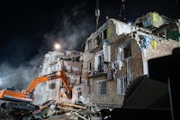 Tras ataque a Kiev, Zelensky acusa a Rusia de desplegar a 100 mil soldados cerca de Pokrovsk