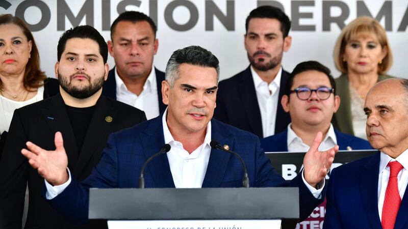 ‘Alito’ pide investigar y procesar a “narcopolíticos de Morena” para reparar relación con EU