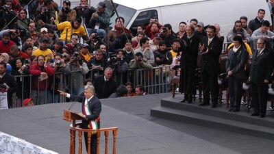 El acto se llevó a cabo en el Zócalo de la Ciudad de México