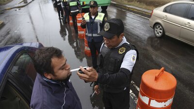 El alcoholímetro detecta cuánto alcohol ingeriste