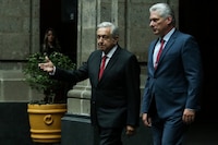 Díaz-Canel agradece a AMLO por impulsar colecta en apoyo al pueblo de Cuba