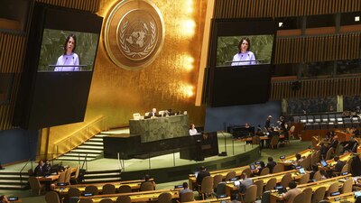 La resolución, redactada por Ucrania, fue aprobada con 141 votos a favor por siete en contra