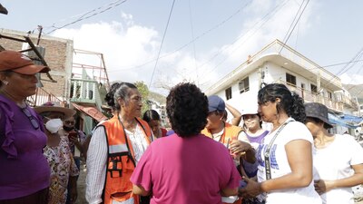La alcaldesa ha buscado ayudar a la población