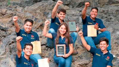 Los estudiantes vencieron a escuelas de México y EU