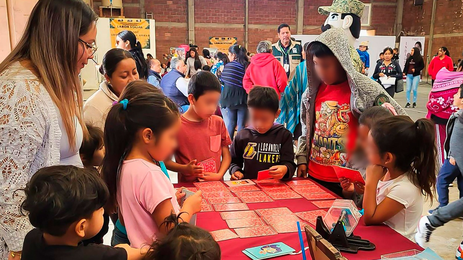 Instalan Feria de la Paz en Michoacán para atención del pueblo Purépecha