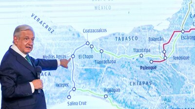 Dijo que los elementos de la Marina en las vías ocupadas son para evitar sabotajes