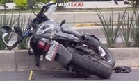 Mujer muere tras derrape de moto en Reforma; tomaba un viaje solicitado por app