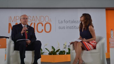 El secretario de Salud aseguró que los políticos le han fallado a una sector de la población