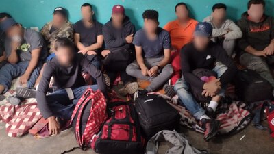 Había 16 menores de edad de edad, todos de origen extranjero