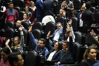 Creadores de leyes… inútiles