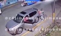 "Ayúdenme": En sólo 45 segundos roban camioneta a mujer en Tultitlán