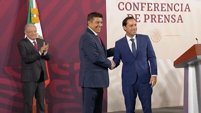 Ambos gobernadores estuvieron presentes en la conferencia matutina