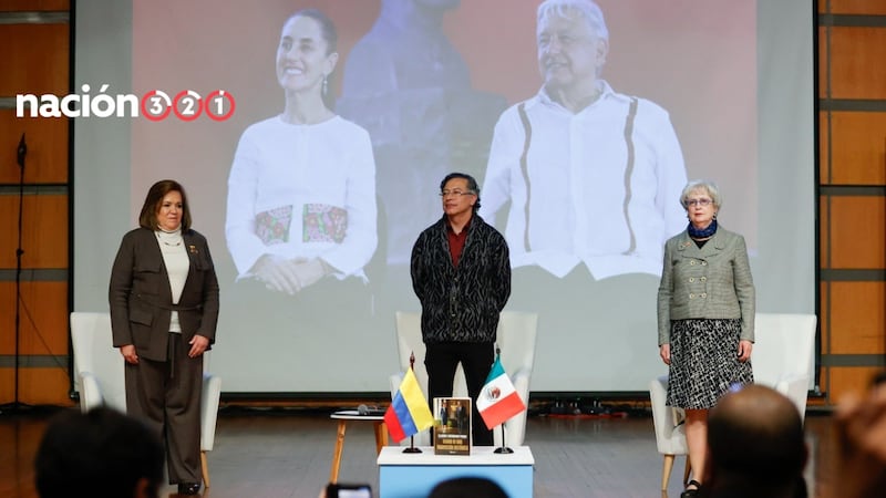 Petro presenta libro de Sheinbaum en Bogotá; critica a líderes que buscan perpetuarse en el poder