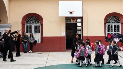 Los días 2 y 3 de noviembre se suspenderán clases en las escuelas de nivel básico