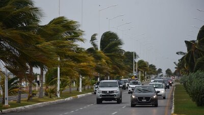 La gobernador hizo un llamado a la ciudadanía a ubicar el albergue más cercano