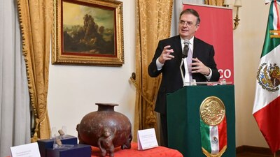 El canciller resaltó que dicha entrega es una forma de devolverle a México su historia y recordar que esta no está en venta