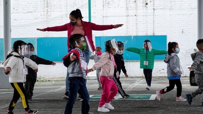 Hasta el momento los padres de ocho menores han denunciado el posible abuso.