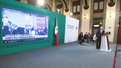 El presidente mostró un video de marchas violentas